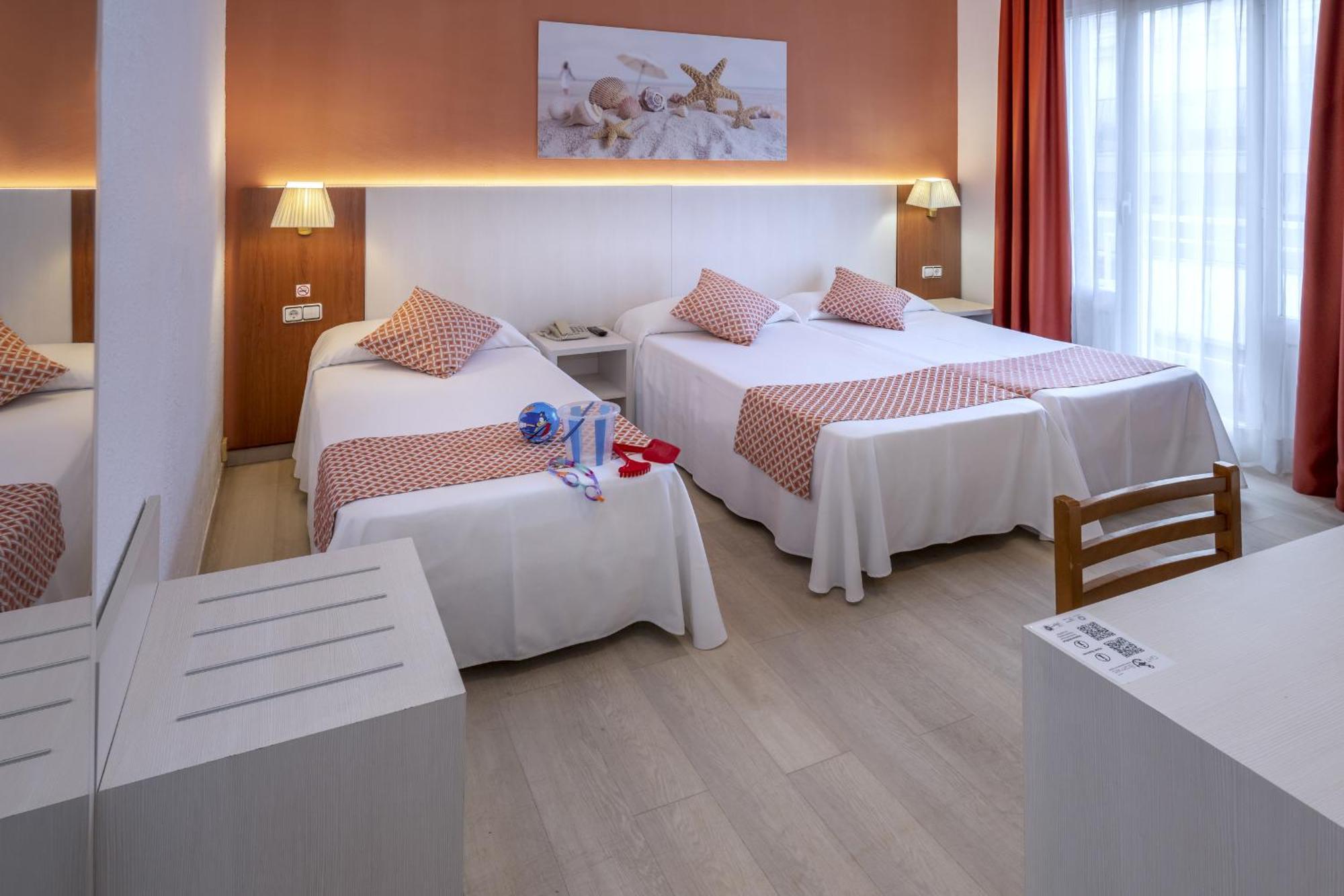 Ght Balmes, Hotel-Aparthotel&Splash Калея Екстериор снимка